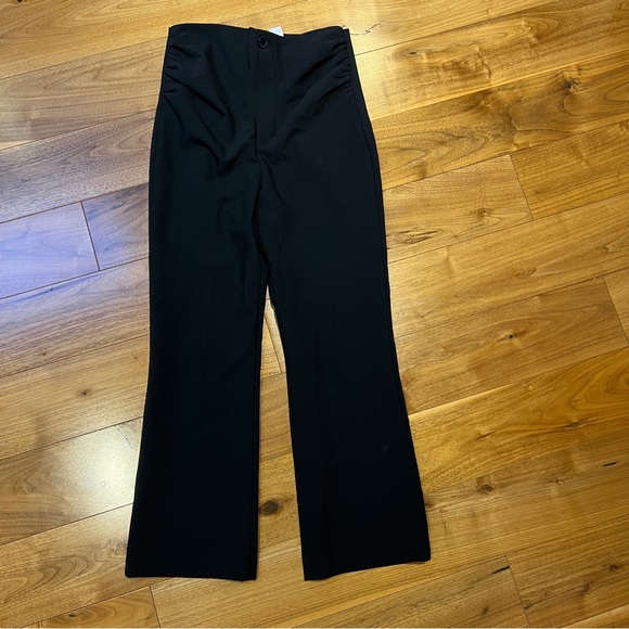 Zara Capris- Black - Picture 5 of 5